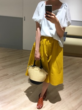 「w closet（ダブルクローゼット）の裾スカラップ刺繍入りプルオーバー（トップス、ブルー系）」を使った、あこさん（レディース・164cm）の夏コーディネート