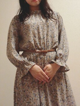 「chocol raffine robe（ショコラフィネローブ）のアイテム（ワンピース、ベージュ系）」を使った、まなみさん（レディース・158cm）の秋コーディネート