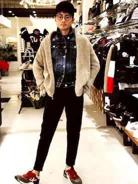「DSQUARED2（ディースクエアード）のアイテム（デニムジャケット）」を使った、Yuuさん（メンズ・180cm）の冬コーディネート