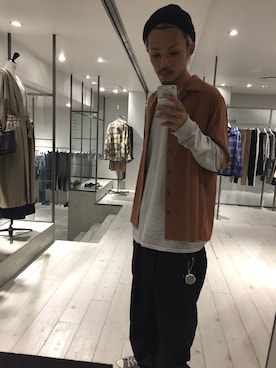 「STUDIOUS（ステュディオス）のSTUDIOUS ハイツイストオープンカラーシャツ（シャツ/ブラウス、オレンジ系）」を使った、たにもとさん（メンズ・175cm）の夏コーディネート