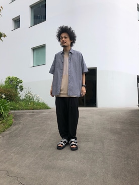 「marka（マーカ）のアイテム（トップス）」を使った、たにもとさん（メンズ・175cm）の春コーディネート