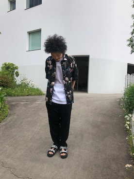 「beautiful people（ビューティフルピープル）のアイテム（サンダル）」を使った、たにもとさん（メンズ・175cm）の春コーディネート