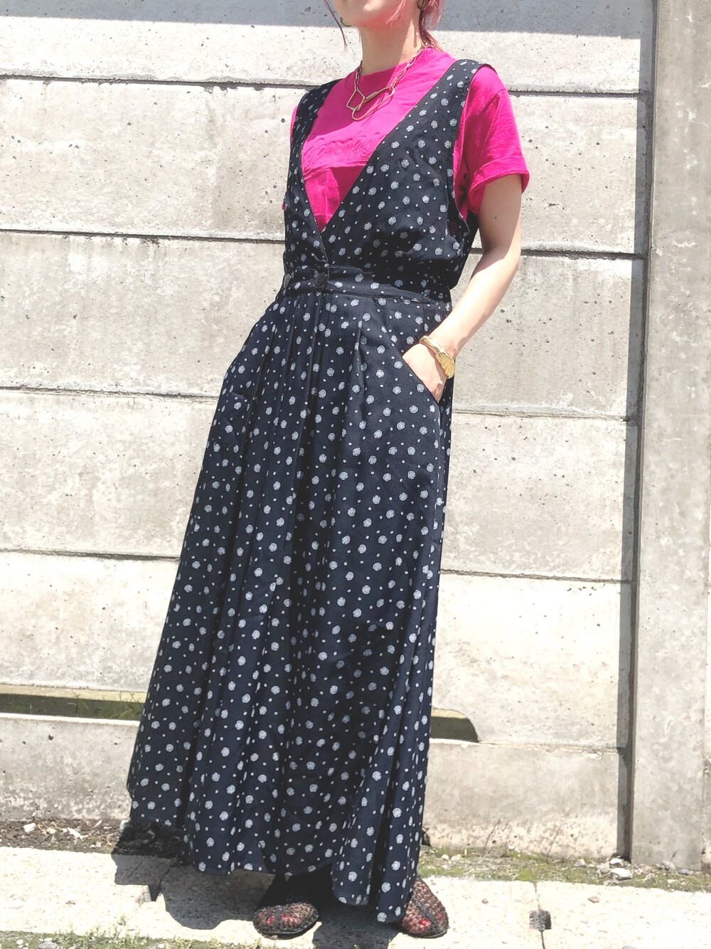 「古着、古着屋、古着コーデ、vintage style、大人古着、mottovintage」｜「mottovintageのアイテム（ワンピース、ブラック系）」を使った、motto-asamiさん（レディース・157cm）の秋コーディネートの1枚目の写真