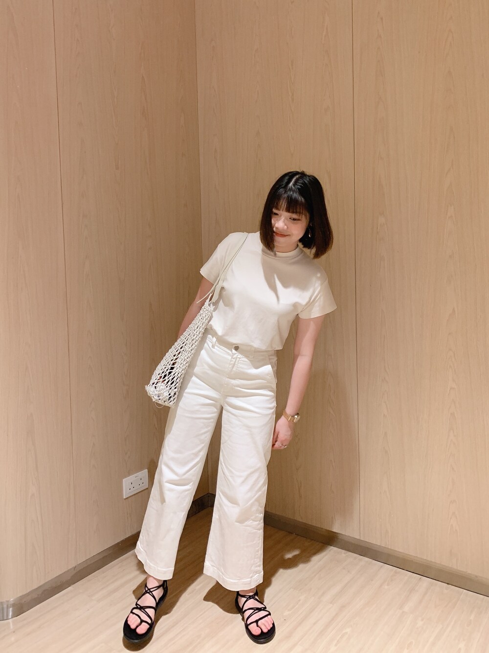 「ootd、teva、UNIQLO、everlane、街頭穿搭、daily look、daily、Japan、japanese、Japanese style」｜「EverlaneのEVERLANE The Wide Leg Crop Pants（その他パンツ、ホワイト系）」を使った、𝖒𝖒𝖎𝖈𝖍𝖊𝖑𝖑𝖊𝖈さん（レディース・163cm）の夏コーディネートの1枚目の写真