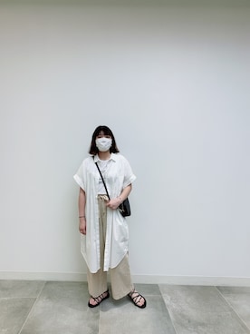 「MONKI（モンキ）のアイテム（シャツワンピース）」を使った、𝖒𝖒𝖎𝖈𝖍𝖊𝖑𝖑𝖊𝖈さん（レディース・163cm）の夏コーディネート