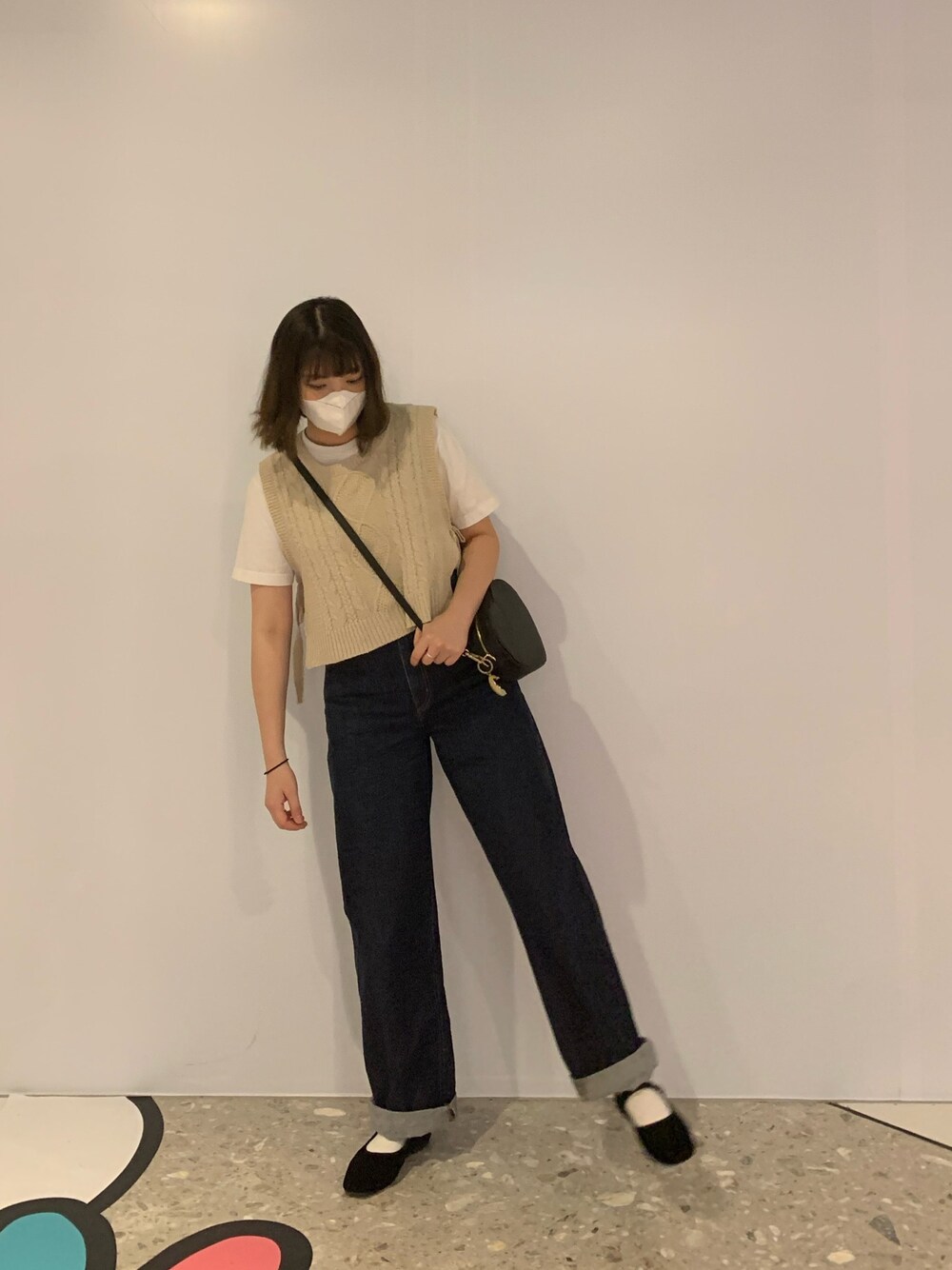「ootd、niko and ...、UNIQLO、UNIQLO U、Japanese style、jeans」｜「UNIQLOのワイドフィットカーブジーンズ（デニムパンツ、ブルー系）」を使った、𝖒𝖒𝖎𝖈𝖍𝖊𝖑𝖑𝖊𝖈さん（レディース・163cm）の秋コーディネートの1枚目の写真