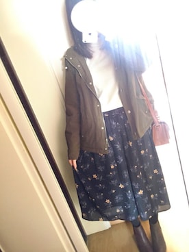 「RAY CASSIN（レイカズン）のアイテム（マウンテンパーカー）」を使った、Kakuさん（レディース・158cm）の秋コーディネート