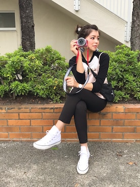 「カメラ女子」｜「アイテム（キャミソール）」を使った、Sayaka͛♡꒰･･ﾐ ͛꒱さん（レディース・156cm）の秋コーディネート