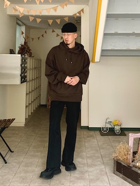 「BOTTER（ボッター）のアイテム（パンツ）」を使った、massuさん（メンズ・174cm）の秋コーディネート