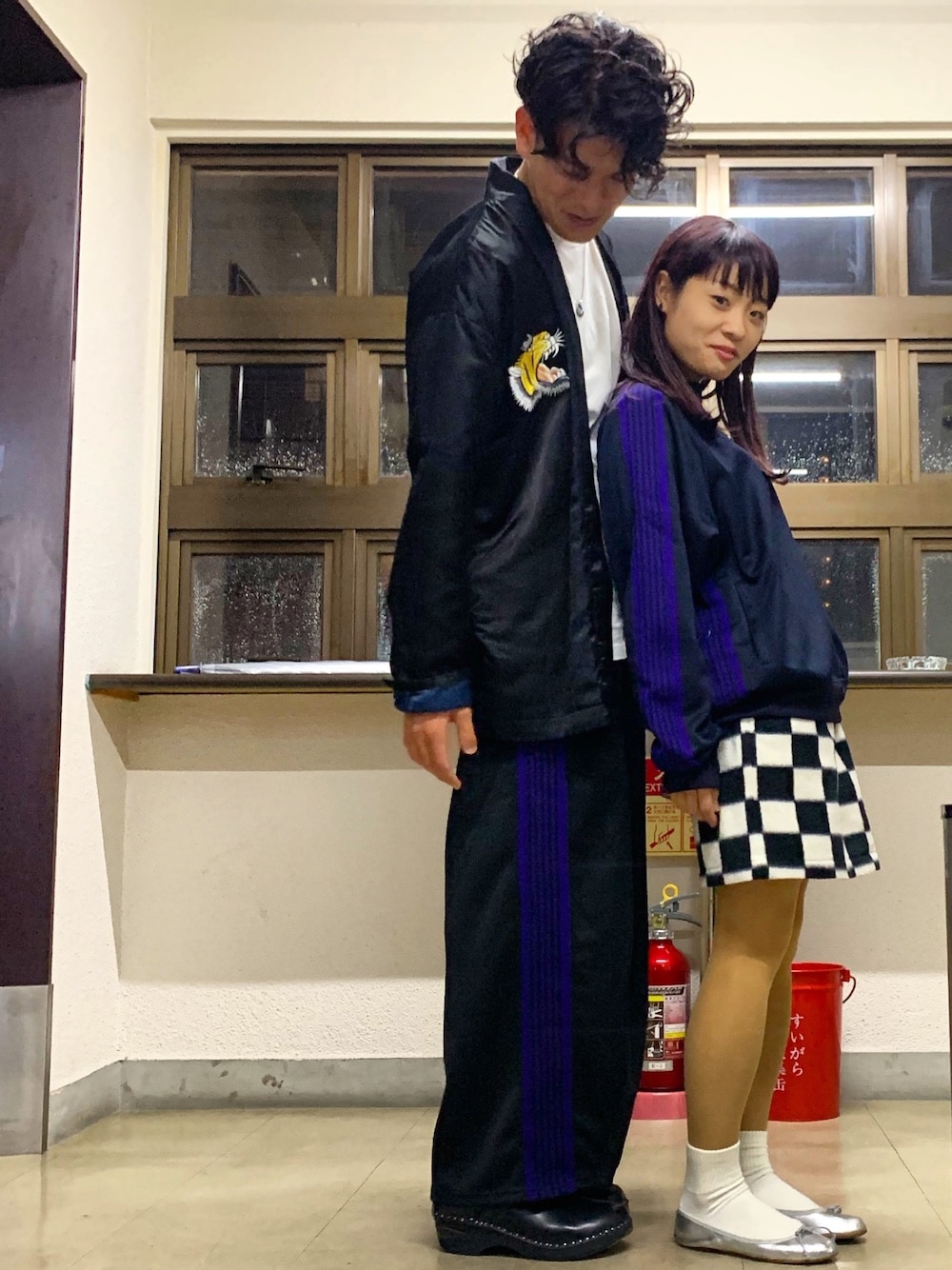 「トラックパンツ」｜「Needlesのアイテム（パンツ、ブラック系）」を使った、🎩さん（メンズ・178cm）の秋コーディネートの1枚目の写真