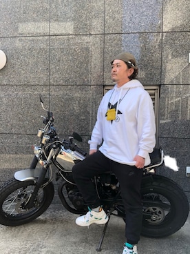 「CONVERSE TOKYO（コンバーストウキョウ）のアイテム（パーカー）」を使った、ポテチチップさん（メンズ・173cm）の春コーディネート