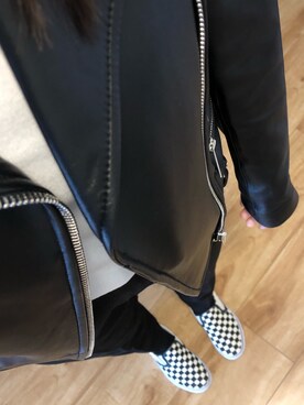 「VANS（バンズ）のアイテム（スニーカー、ブラック系）」を使った、笑暮_さん（レディース・158cm）の春コーディネート