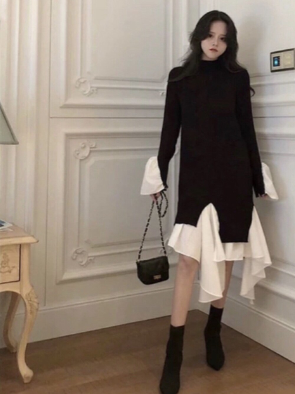 「大人カジュアル、おしゃれさんと繋がりたい、オトナ女子、ootd、モノトーン、ワンピース、ワンピ、アシンメトリー、冬コーデ、プチプラ」｜「no brandのCO012: アシンメトリーワンピース（ワンピース、その他）」を使った、coconi.selectさん（レディース・165cm）の冬コーディネートの1枚目の写真