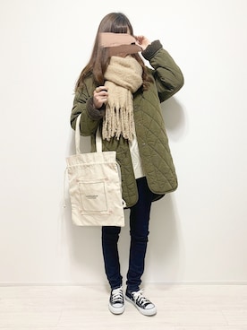 「スキニー」｜「アイテム（ノーカラージャケット）」を使った、aikoさん（レディース・165cm）の冬コーディネート