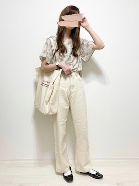 「アプレジュール」｜「アイテム（デニムパンツ）」を使った、aikoさん（レディース・165cm）の春コーディネート