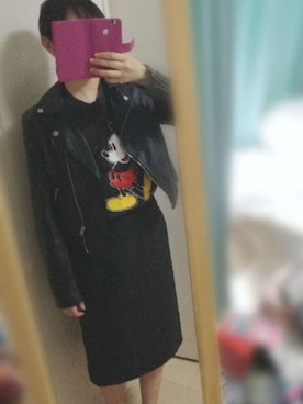 「disney」｜「アイテム（ライダースジャケット）」を使った、天宮.さん（レディース・155cm）の秋コーディネート
