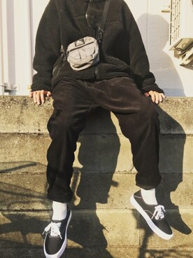 「BEAMS（ビームス）のアイテム（スラックス）」を使った、トモさん（メンズ・170cm）の春コーディネート