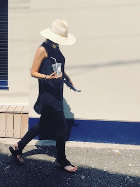 「SAINT LAURENT PARIS（サンローランパリ）のアイテム（財布/小物）」を使った、yrinさん（レディース・158cm）の秋コーディネート