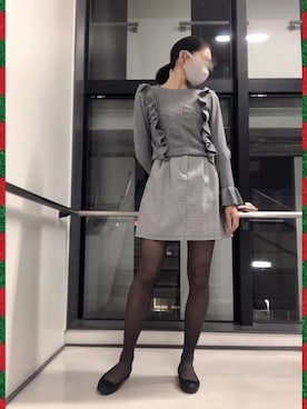 「TORY BURCH（トリーバーチ）のアイテム（パンプス）」を使った、Sharonさん（レディース・162cm）の冬コーディネート