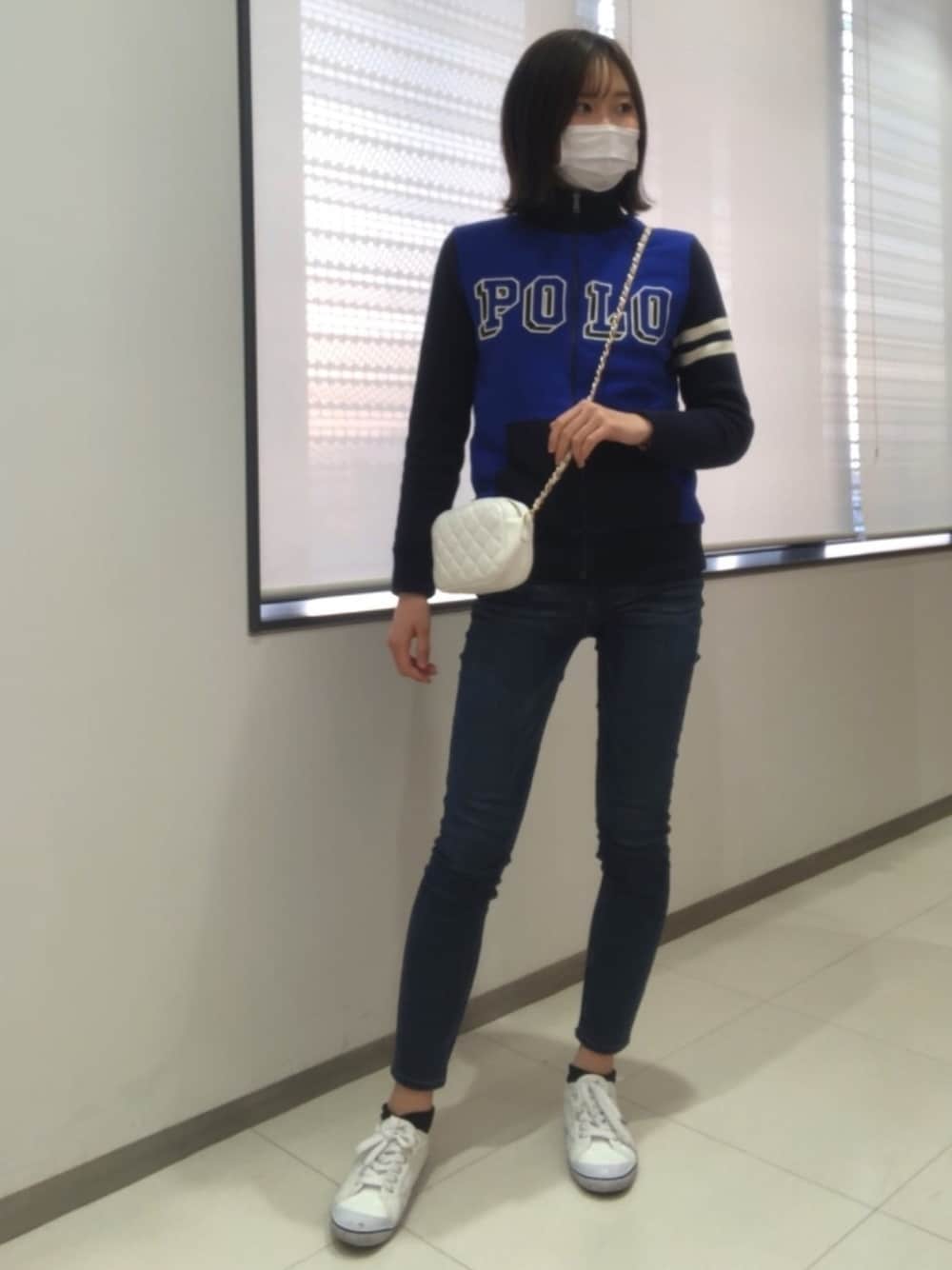 「POLO RALPH LAURENのアイテム（ジャケット/アウター、ブルー系）」を使った、Sharonさん（レディース・162cm）の春コーディネートの1枚目の写真