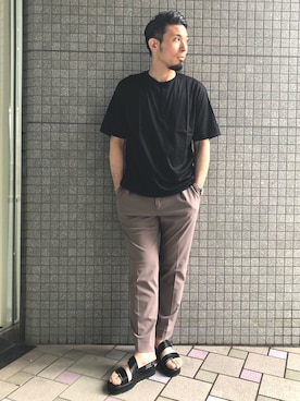 「STUDIOUS（ステュディオス）のアイテム（スラックス）」を使った、Hiroyukiさん（メンズ・177cm）の夏コーディネート