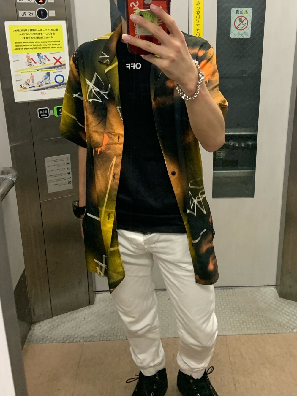 「Diesel、off white、ZARA、低身長、いいね、save、フォローお願いします🤑、フォロー返します」｜「off whiteのアイテム（Tシャツ/カットソー、ブラック系）」を使った、Yuto_kgインスタフォローお願い！さん（メンズ・160cm）の夏コーディネートの1枚目の写真