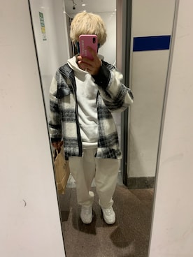 「SEVENDAYS=SUNDAY（セブンデイズサンデイ）のアイテム（パーカー）」を使った、Yuto_kgインスタフォローお願い！さん（メンズ・160cm）の春コーディネート
