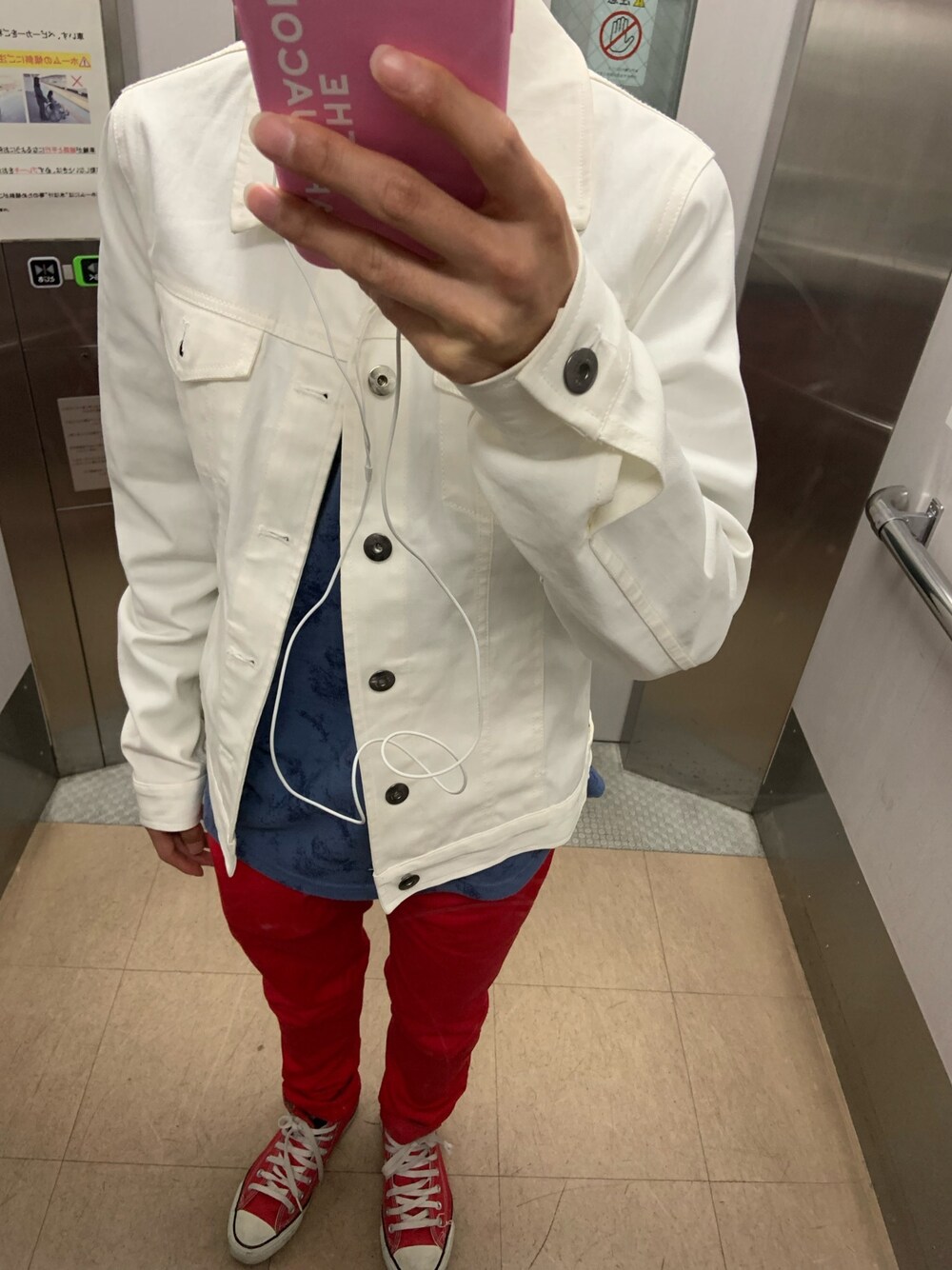 「紅白、白青、白赤コーデ、converse、ZARA、いいね、save、フォローお願いします🤑、フォロー返します、低身長」｜「CONVERSEのアイテム（スニーカー、レッド系）」を使った、Yuto_kgインスタフォローお願い！さん（メンズ・160cm）の春コーディネートの1枚目の写真