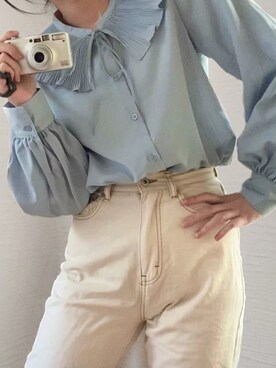 「GU（ジーユー）のアイテム（シャツ/ブラウス、ブルー系）」を使った、ユワさん（レディース・158cm）の春コーディネート