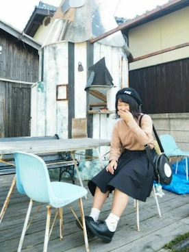 「カフェ」｜「アイテム（ハンチング/ベレー帽）」を使った、いちかさん（レディース・150cm）の秋コーディネート