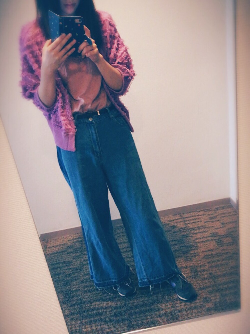 「研修、denim、ハデ色」｜「RETRO GIRLのアイテム（デニムパンツ、その他）」を使った、nicoさん（レディース・161cm）の夏コーディネートの1枚目の写真