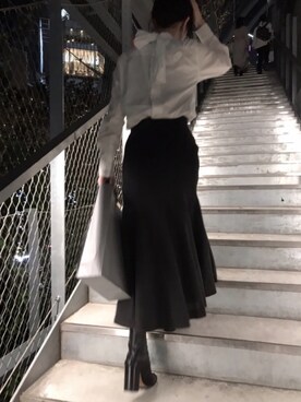 CELINE（セリーヌ）のスカートを使った人気ファッションコーディネート