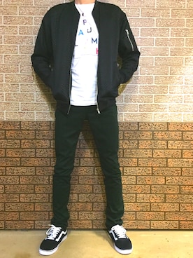 「カーキパンツ」｜いもっこさん（メンズ・174cm）の秋コーディネート