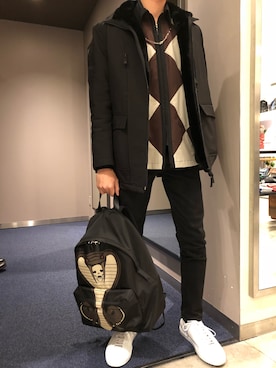 「GIVENCHY」｜「アイテム（ムートンコート）」を使った、いもっこさん（メンズ・174cm）の冬コーディネート