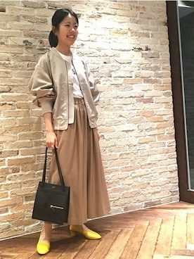 「アイテム（パンプス、イエロー系）」を使った、matsuuchiさん（レディース・158cm）の冬コーディネート