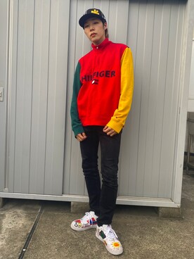 「TOMMY HILFIGER（トミーヒルフィガー）のアイテム（スウェット）」を使った、TAIYOさん（メンズ・174cm）の秋コーディネート