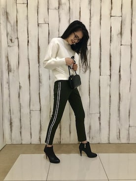 「カーキパンツ」｜バナナ・リパブリック　グランツリー武蔵小杉さん（レディース・164cm）の夏コーディネート