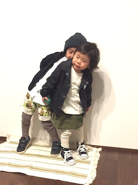 「BEN DAVIS（ベンデイビス）のアイテム（ニットキャップ/ビーニー）」を使った、Jiro☺︎Nanaさん（キッズ・90cm）の冬コーディネート