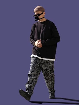 「Guess（ゲス）のアイテム（スリッポン）」を使った、𝕳𝖎𝖗𝖔さん（メンズ・185cm）の冬コーディネート