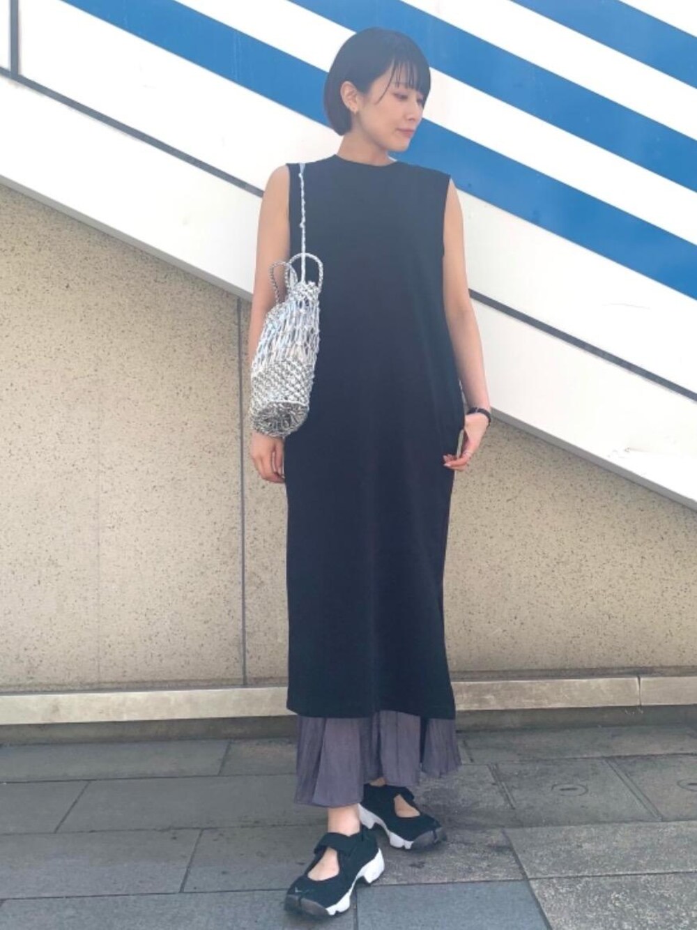 「スニーカー、ワンピース、トレンド、スカート、リラックス、フェミニン、👟バッグ、□骨格ウェーブ、☆レイヤードスタイル、■1_OF MINE」｜「green label relaxingのSC ランダム リブ タンクトップ（タンクトップ、その他）」を使った、Araya_ｍさん（レディース・161cm）の夏コーディネートの1枚目の写真