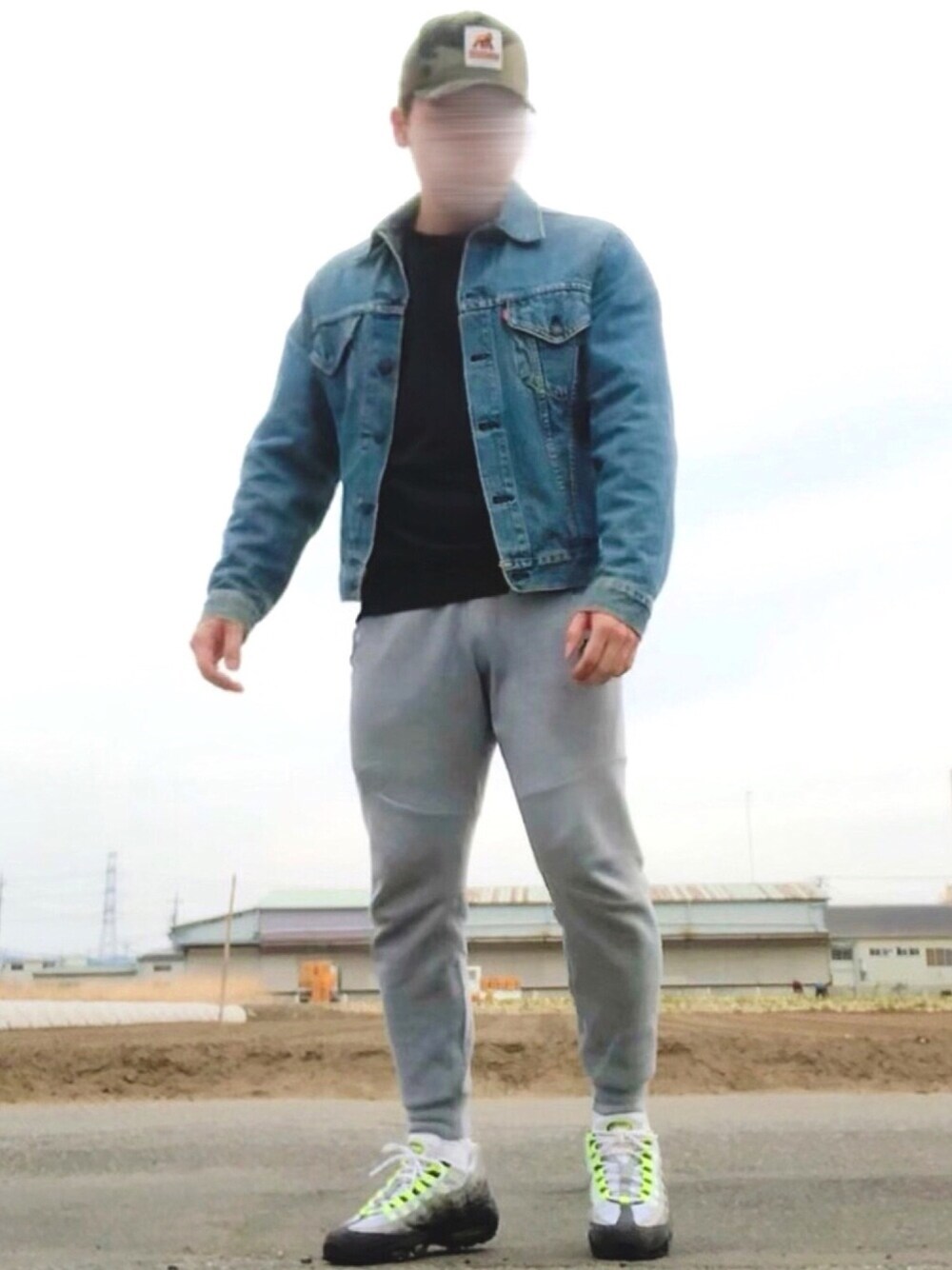 ひろきんぐ Xlargeのキャップを使ったコーディネート Puntosdecultura