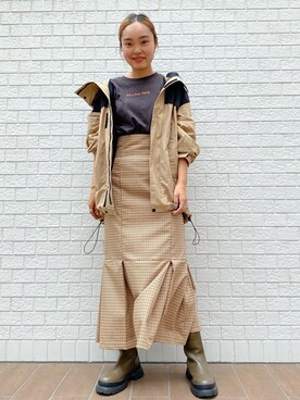 「秋トレンド2021」｜「アイテム（マウンテンパーカー）」を使った、yukoさん（レディース・161cm）の秋コーディネート