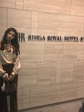 「Kastane（カスタネ）のレーヨンスラックスパンツ３（スラックス）」を使った、アラレさん（レディース・161cm）の春コーディネート