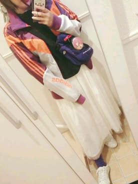 「アイテム（ナイロンジャケット、パープル系）」を使った、momomoufuさん（レディース・151cm）の春コーディネート