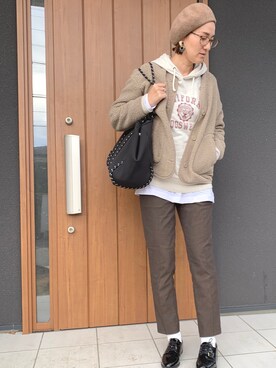 「アンクルパンツ」｜「アイテム（ハンチング/ベレー帽）」を使った、ゆあんさん（レディース・168cm）の冬コーディネート