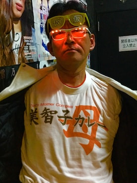 「アイテム（音楽/本・雑誌）」を使った、HiroakiKomakiさん（メンズ・172cm・50代）の冬コーディネート
