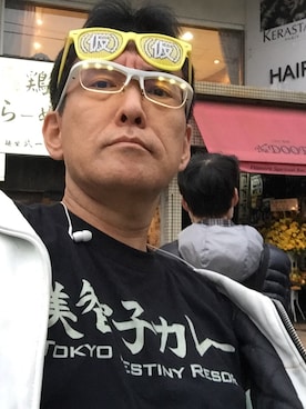 「アイテム（音楽/本・雑誌）」を使った、HiroakiKomakiさん（メンズ・172cm・50代）の春コーディネート