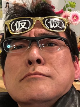 「アイテム（ライダースジャケット）」を使った、HiroakiKomakiさん（メンズ・172cm・50代）の春コーディネート