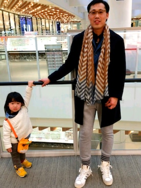 「アイテム（ステンカラーコート、ブルー系）」を使った、ZINさん（メンズ・178cm）の冬コーディネート