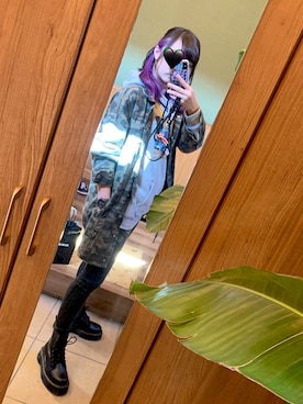 「マーチン」｜「アイテム（アナログ腕時計）」を使った、おちゃはいさん（レディース・161cm）の秋コーディネート